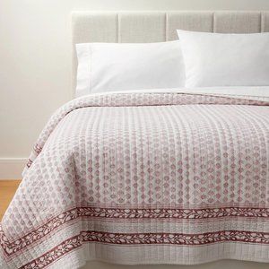 Studio McGee - King - Decorative Border Cotton Slub Quilt - Mauve